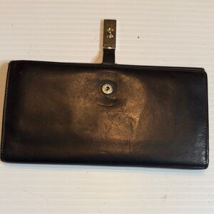 Gucci Black Leather Continental Wallet with Gold-Tone Snap
